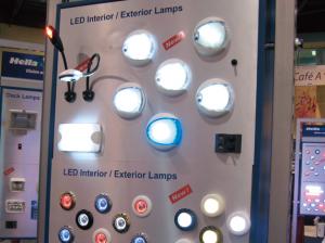 2023-2024 (P.184) Hella marine LEDライト